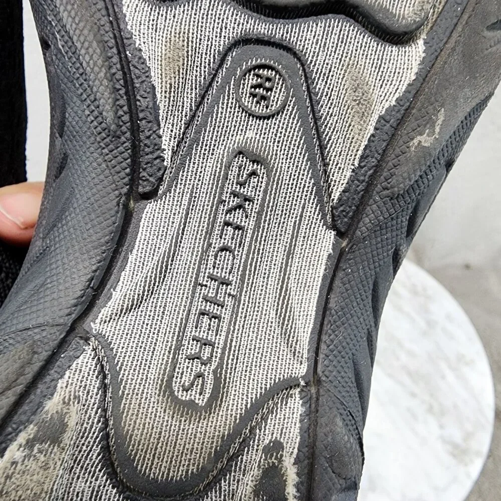 Skechers Shoes Womens Size 6.5 Slip On Sneakers *GUC*